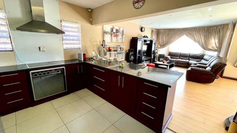 3 Bedroom Property for Sale in Universitas Free State